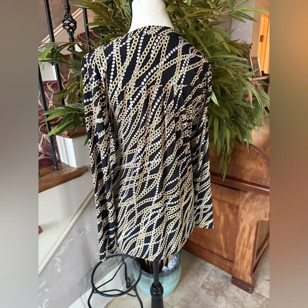 MICHAEL KORS ladies, chain-link style, long sleeve blouse size small